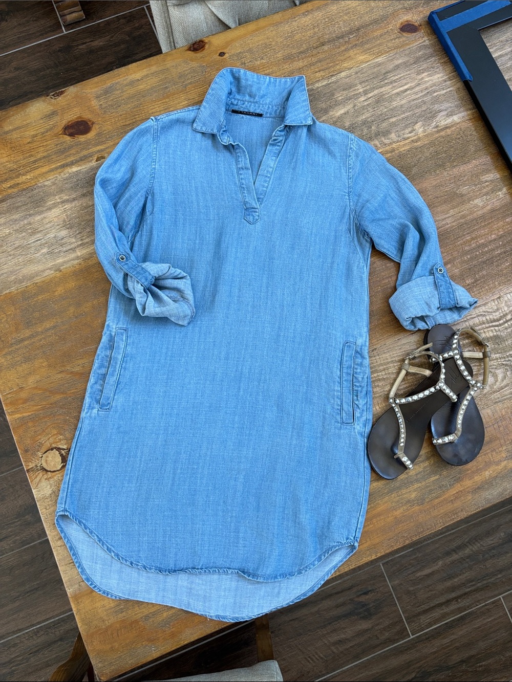 Tahari Light Wash Chambray Shirt Dress size 2